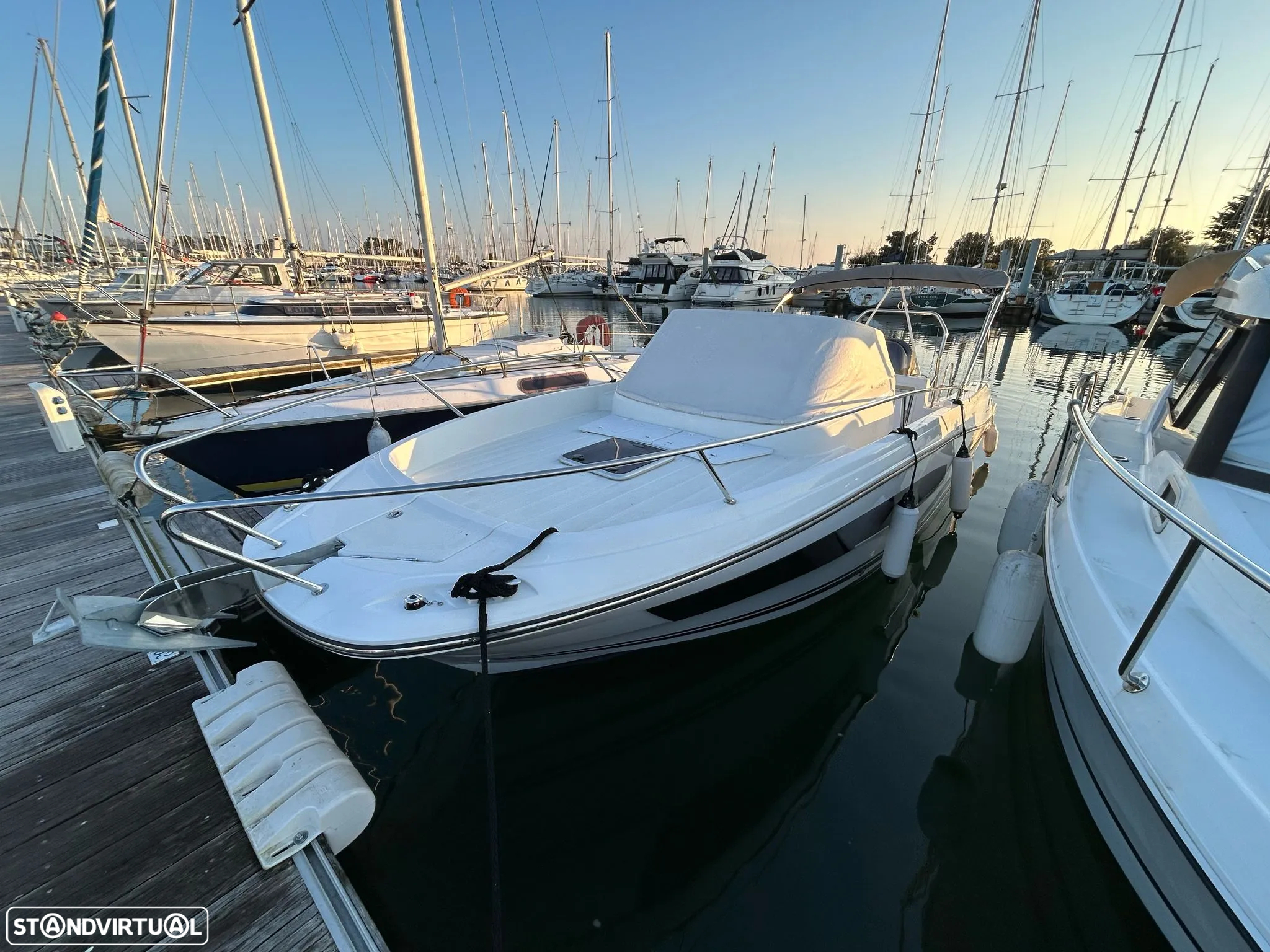 Jeanneau Cap Camarat 7.5 WA Serie 3 - 18