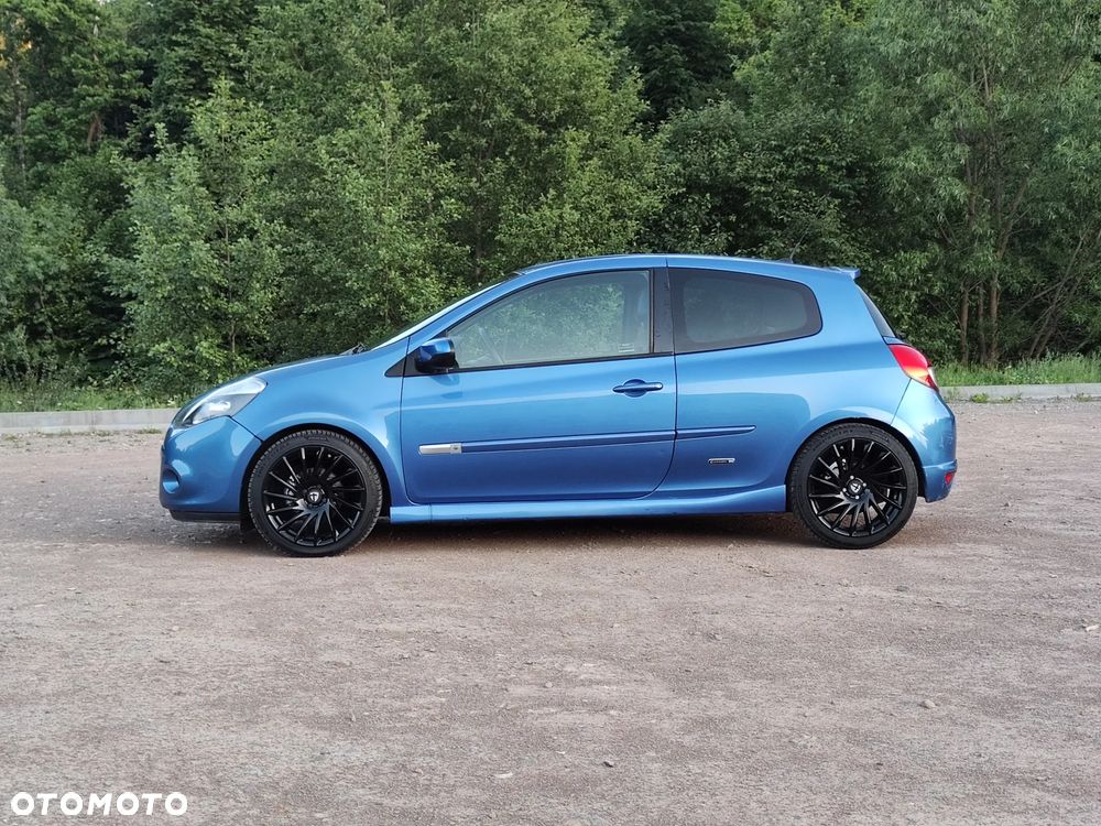 Renault Clio 1.5 dCi 105 FAP Gordini - 9