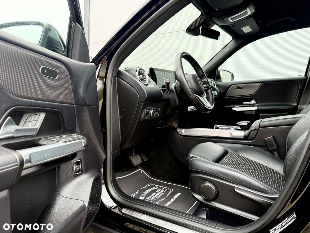Mercedes-Benz GLB 220 d 8G-DCT AMG Line - 22