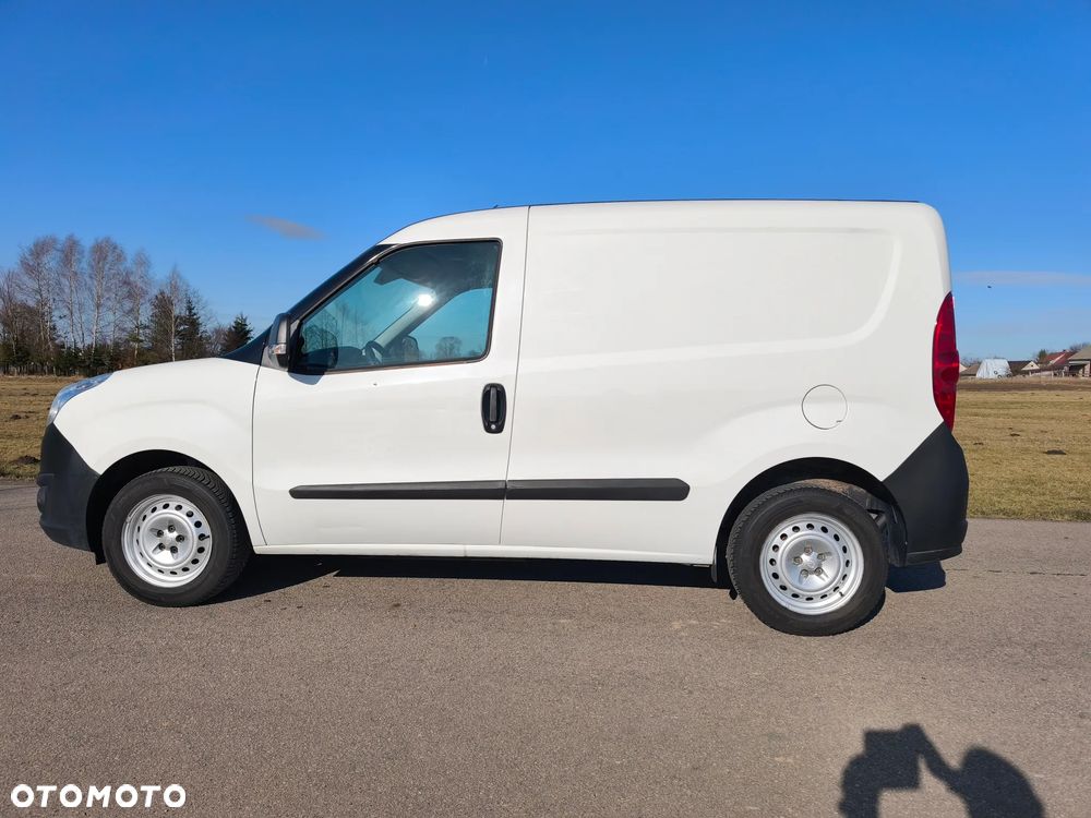 Opel Combo - 8