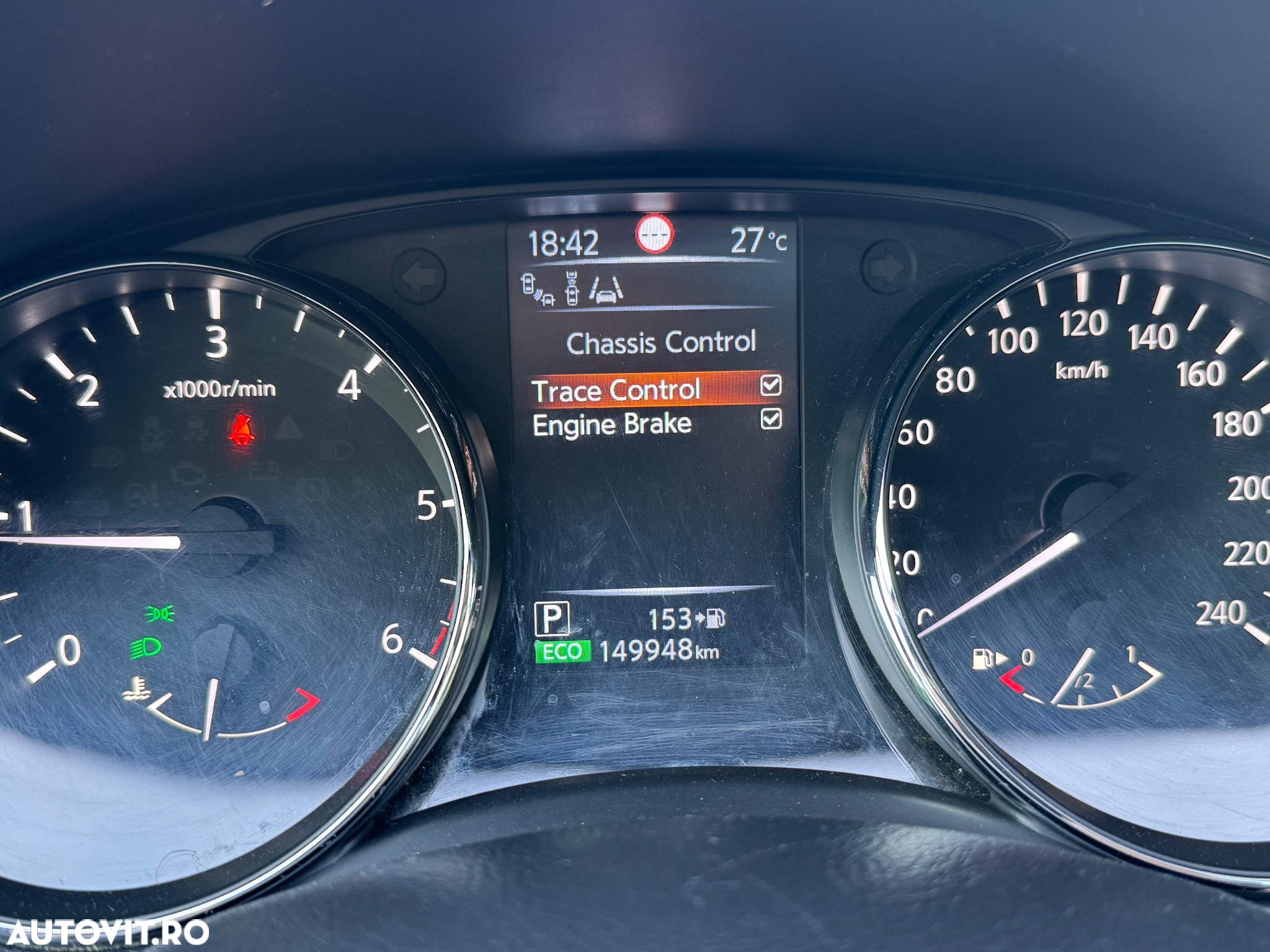 Nissan Qashqai 1.6 DCI Start/Stop X-TRONIC Tekna - 27