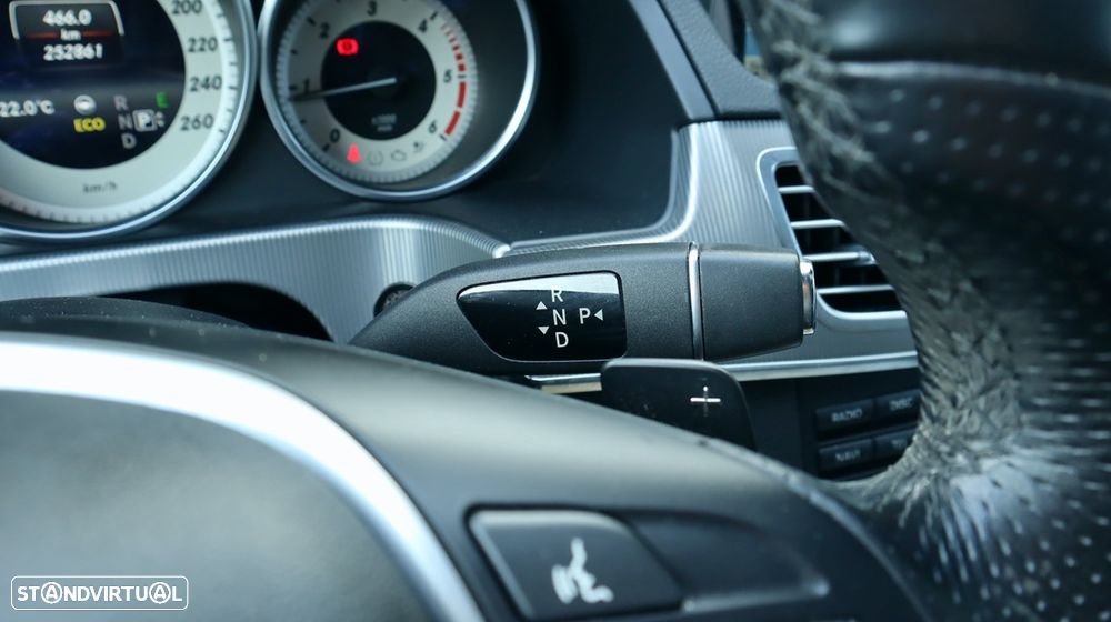 Mercedes-Benz E 250 BlueTEC Avantgarde Auto. - 35