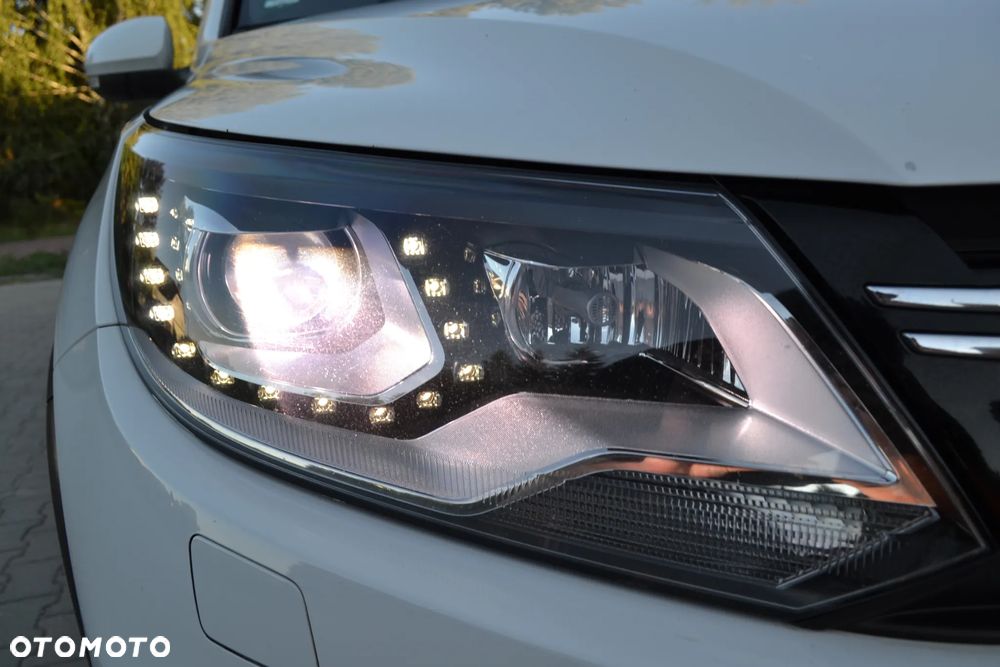 Volkswagen Tiguan 2.0 TDI Perfectline R-Style - 24