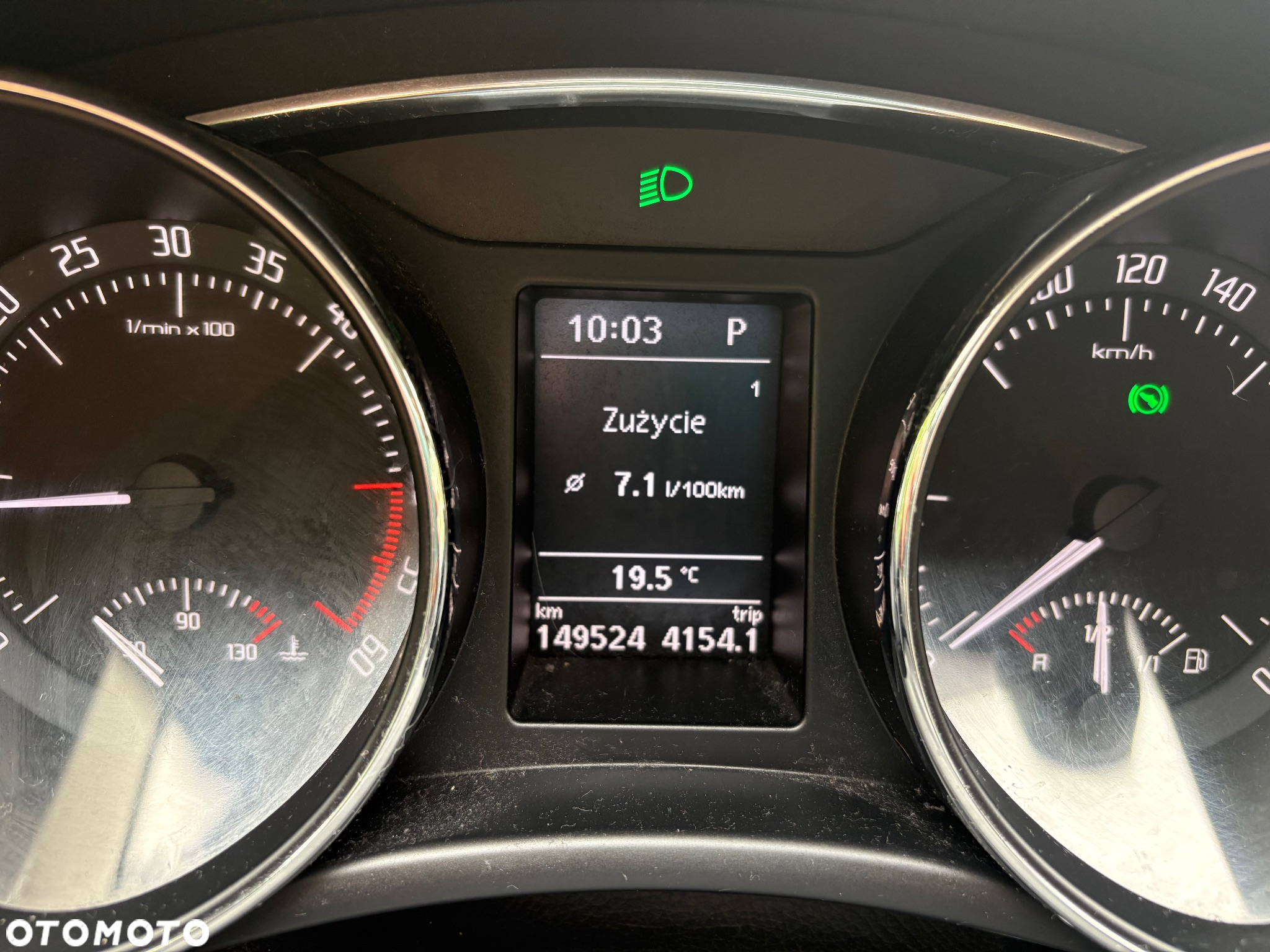 Skoda Superb 2.0 TDI DSG Elegance - 13