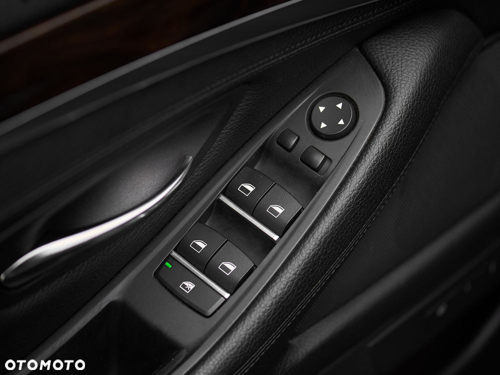 BMW Seria 5 - 18