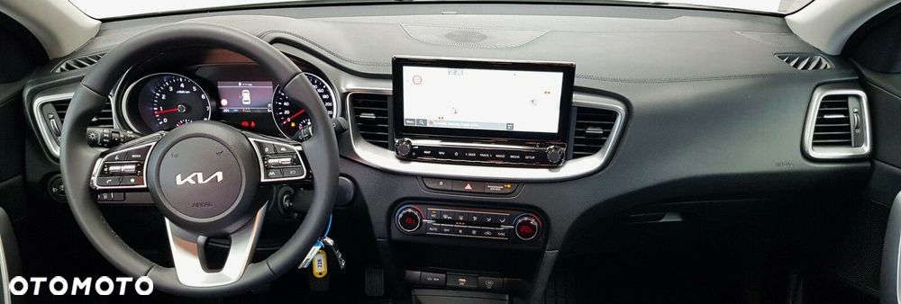 Kia Ceed 1.5 T-GDI M DCT - 17