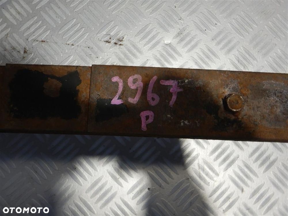 Resor przód przedni UAZ 469 1972-2007 2,4 BENZYNA - 2