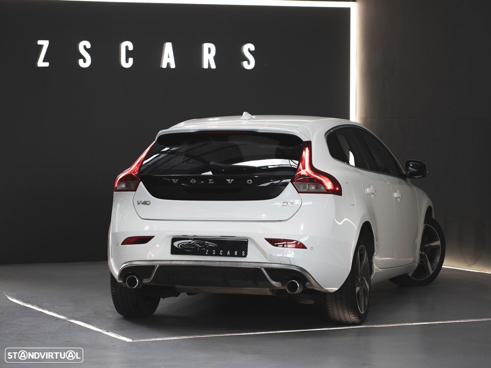 Volvo V40 2.0 D3 R-Design - 6