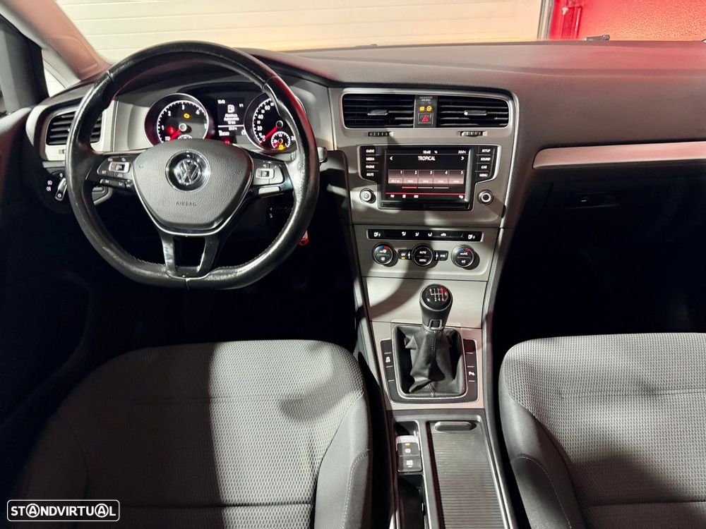 VW Golf Variant 1.6 TDi BlueMotion Confortline - 26
