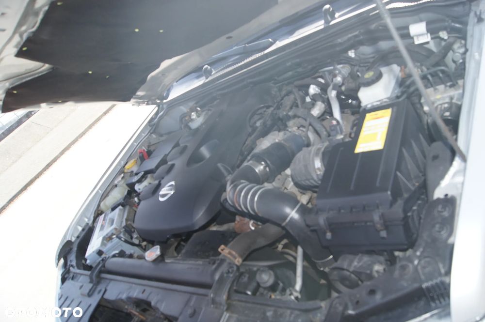 Nissan Navara 2.5 D LE Long - 15