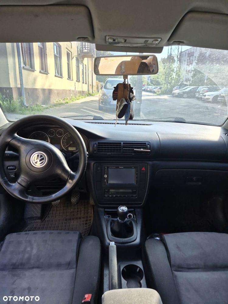 Volkswagen Passat - 6