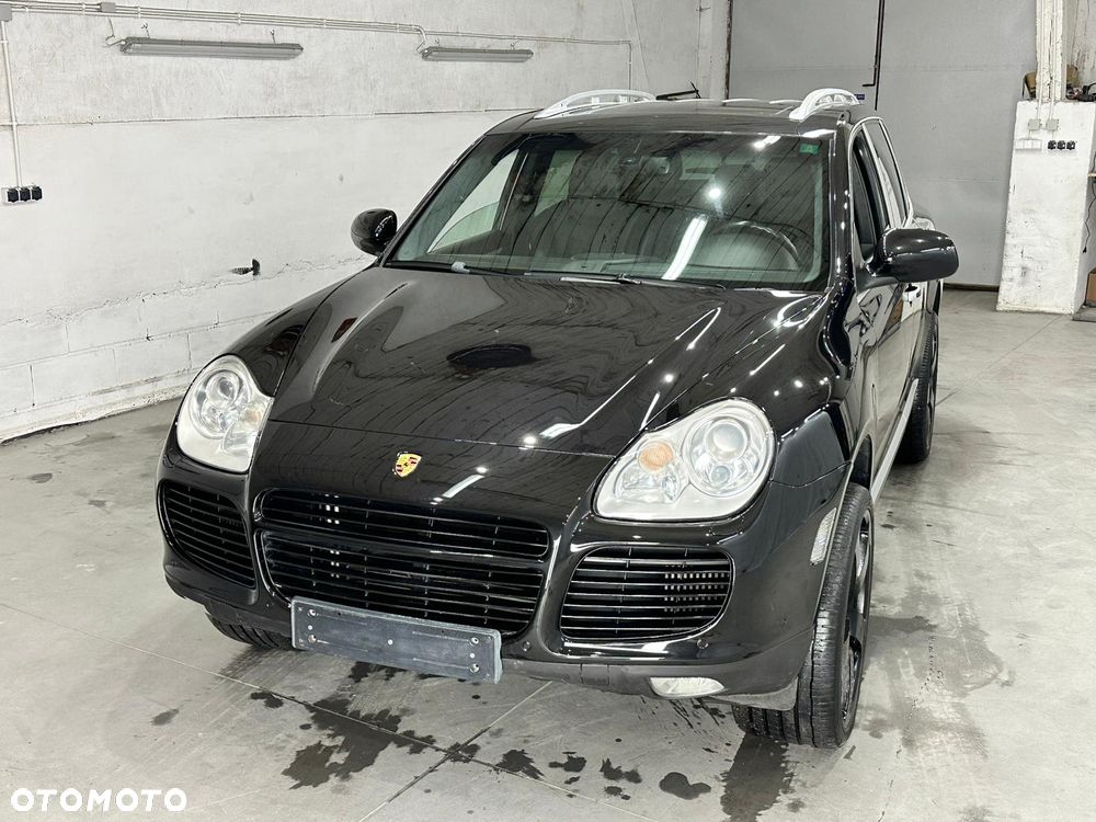 Porsche Cayenne - 35