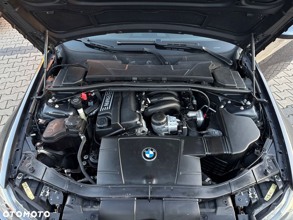 BMW Seria 3 318i - 39