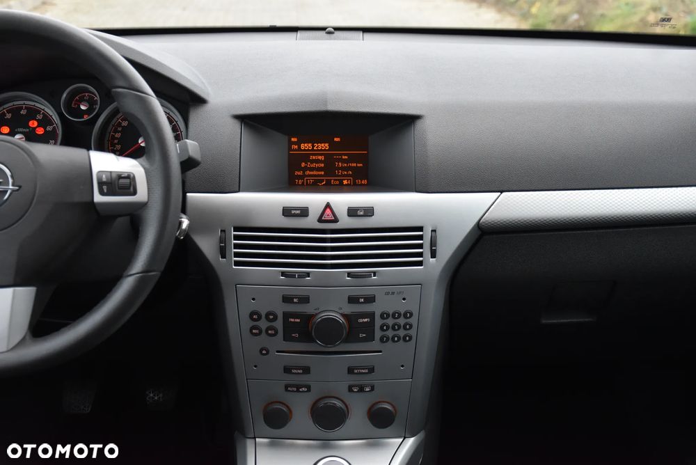 Opel Astra 1.8 Innovation - 23