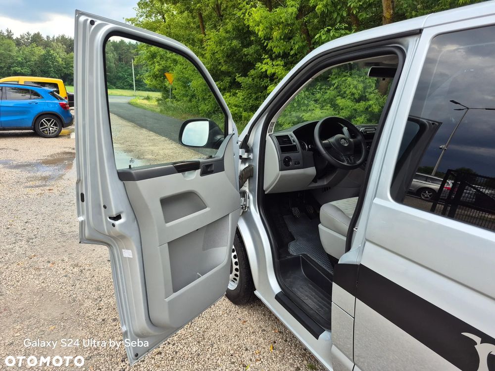 Volkswagen Transporter - 11