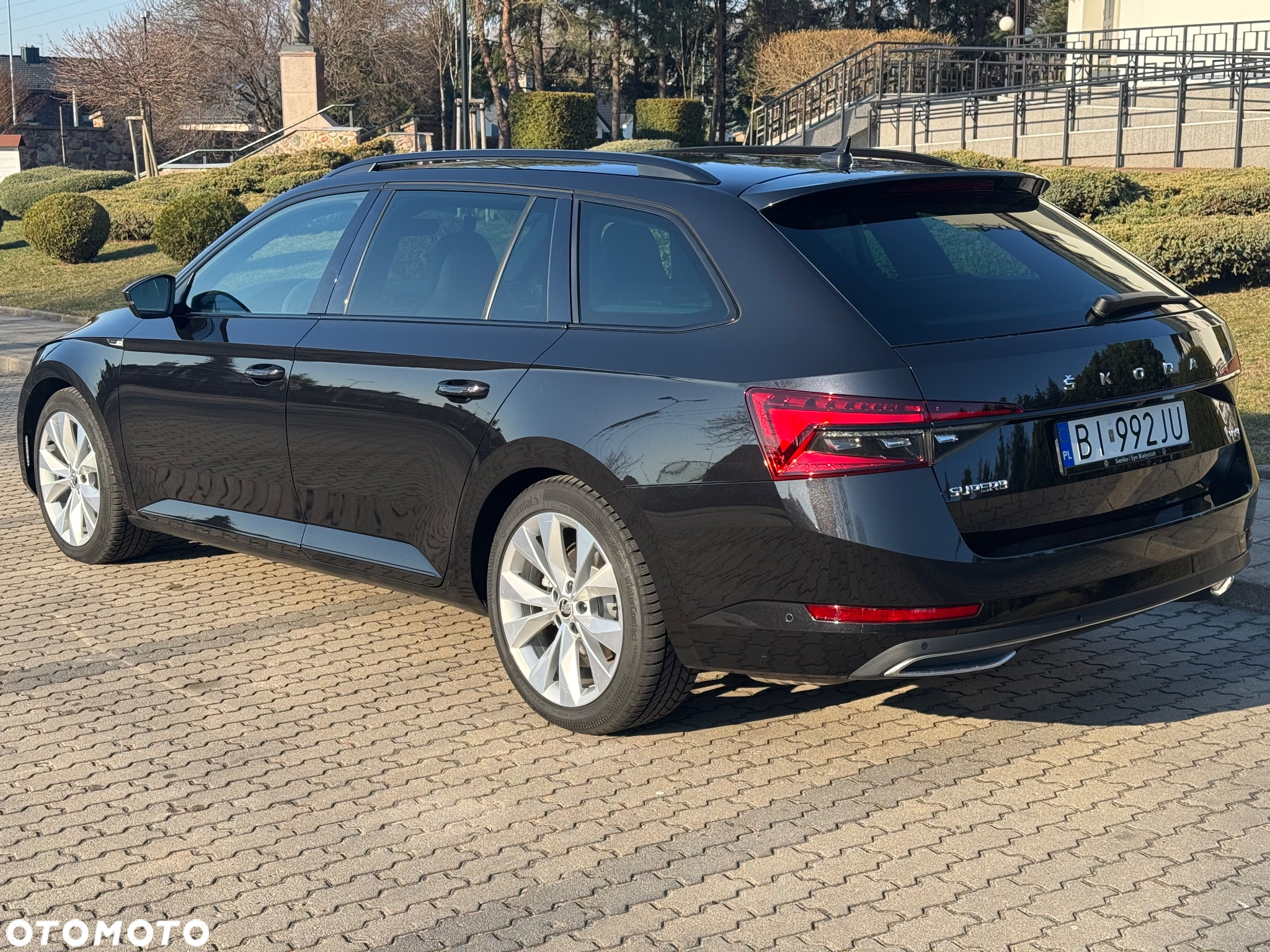Skoda Superb 2.0 TDI SCR 4x4 Sportline DSG - 11