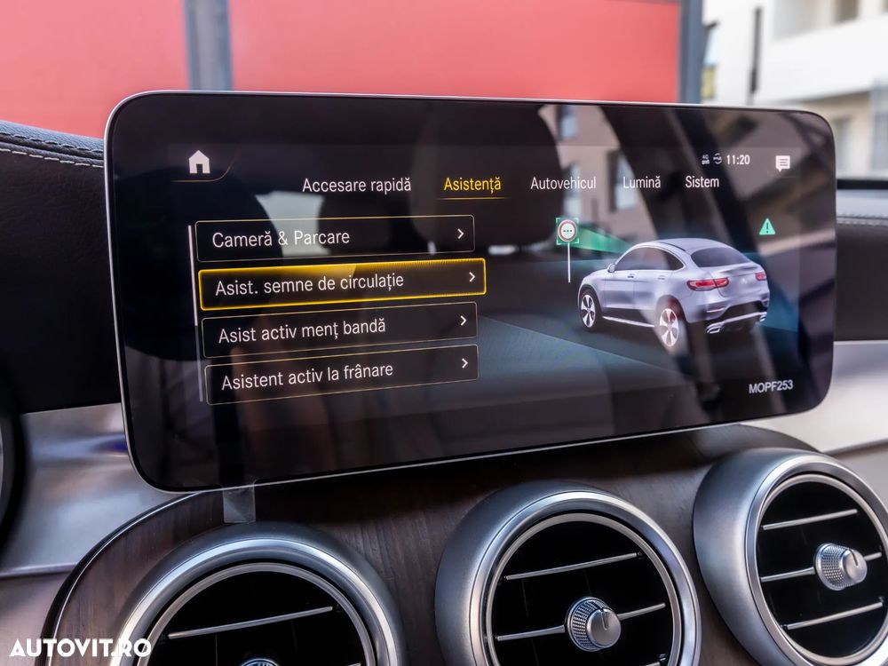 Mercedes-Benz GLC 300 4MATIC MHEV - 33