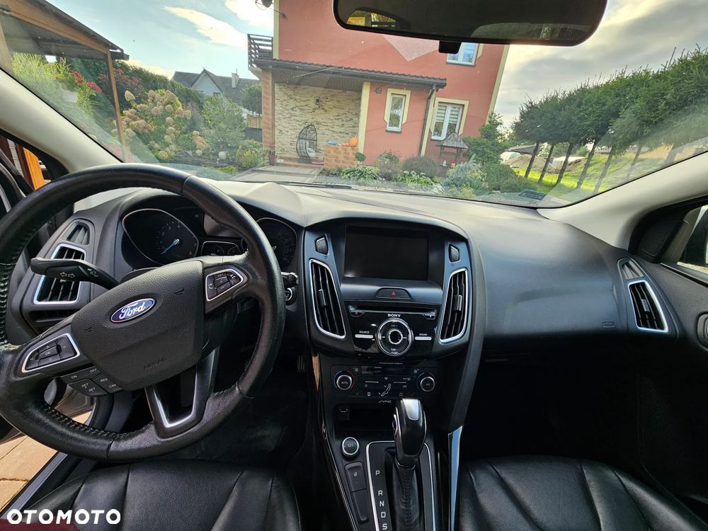 Ford Focus - 13