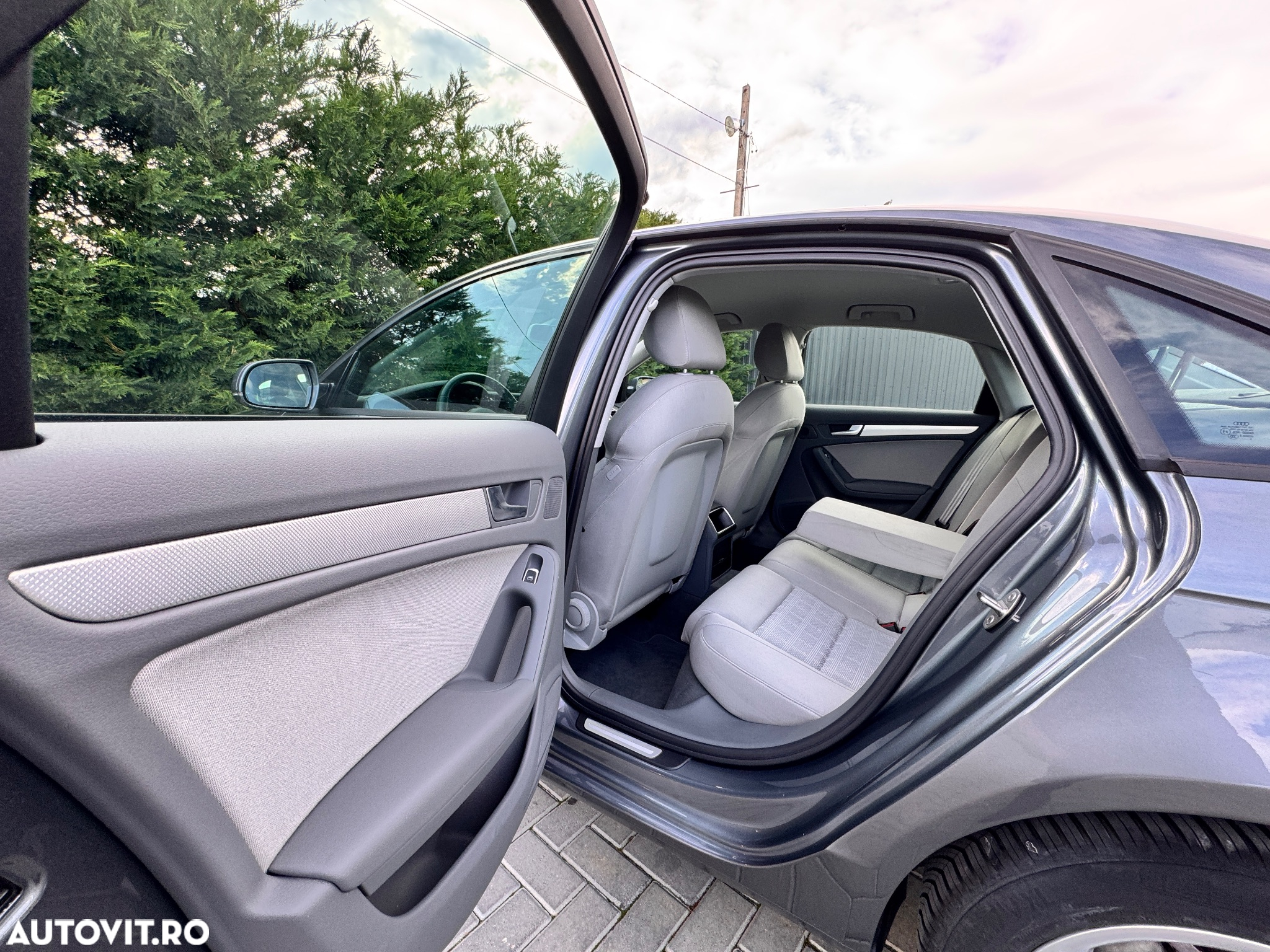 Audi A4 1.8 TFSI Multitronic Attraction - 12