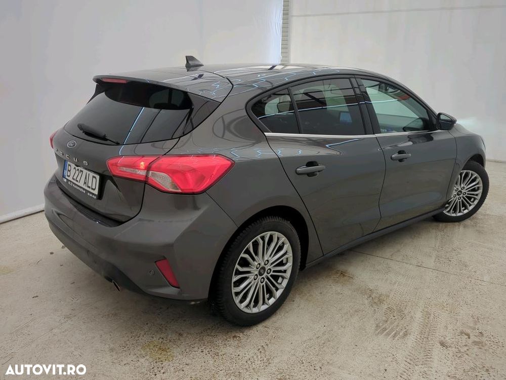 Ford Focus 1.0 EcoBoost Titanium - 2