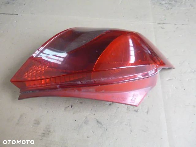 LAMPA LEWY TYŁ LEWA TYLNA TOYOTA YARIS II 5D 05-09 - 7