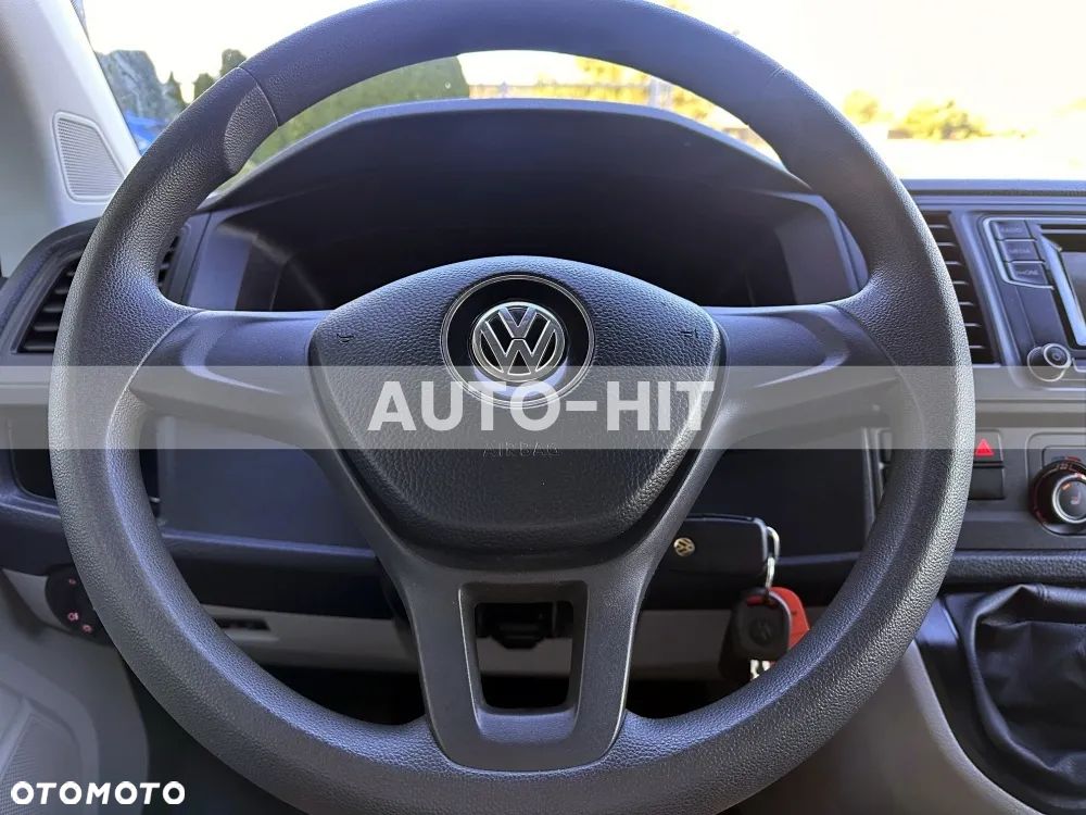 Volkswagen Transporter - 25