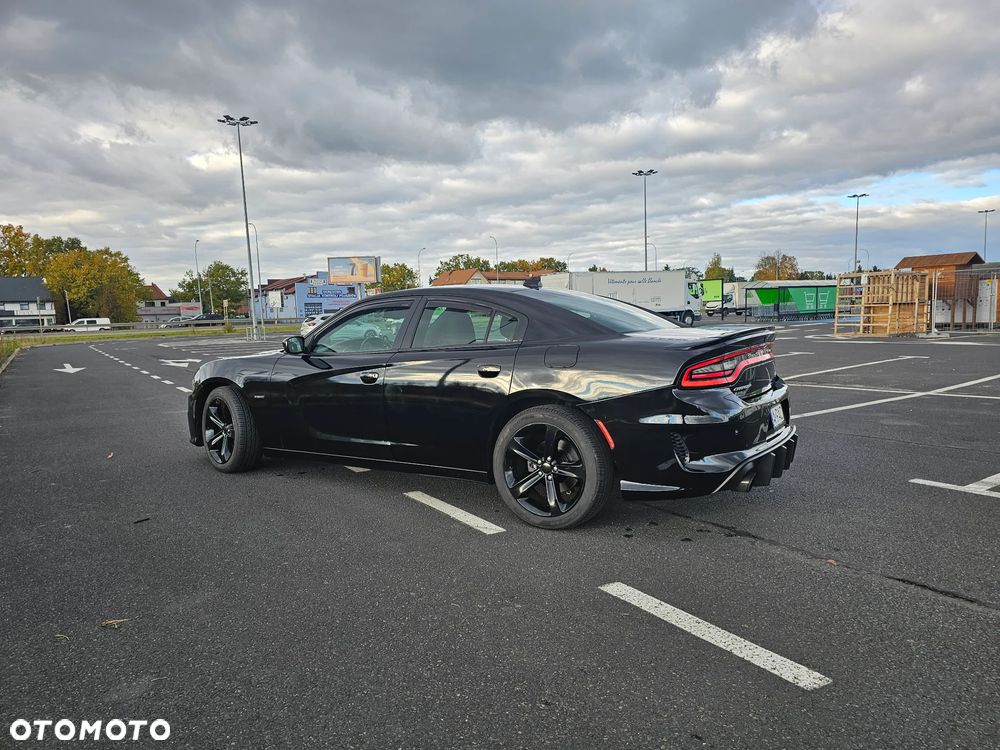 Dodge Charger - 10