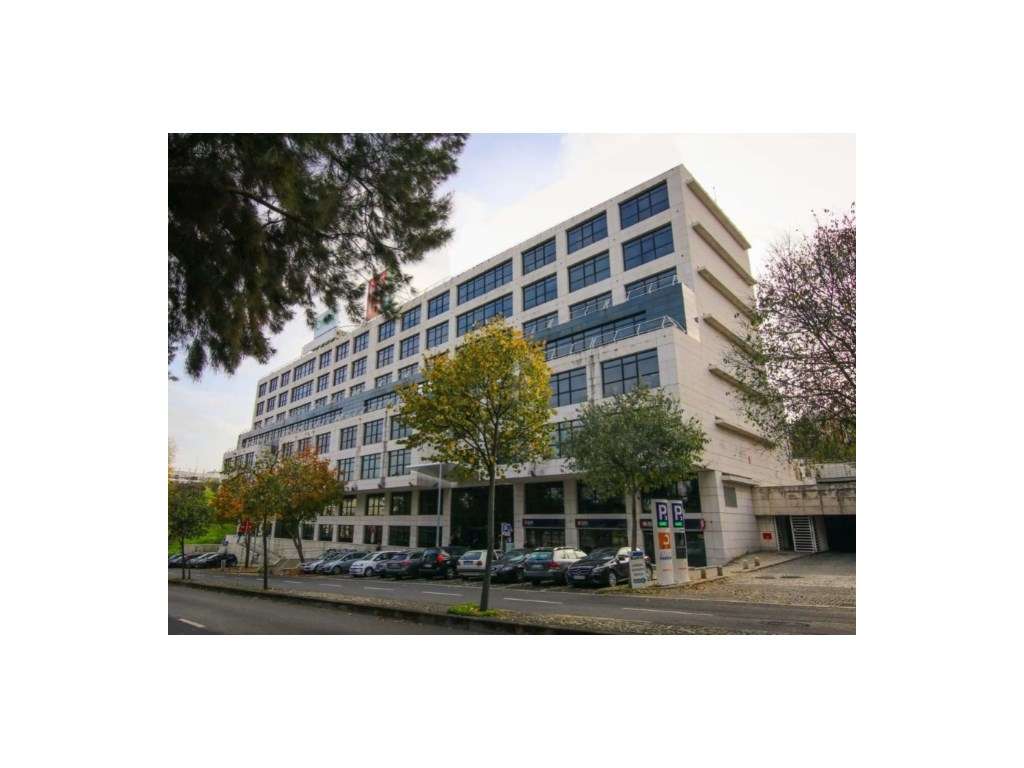 Espaços em Edifício de Escritórios de Prestígio, junto de várias mu... - Grande imagem: 4/5