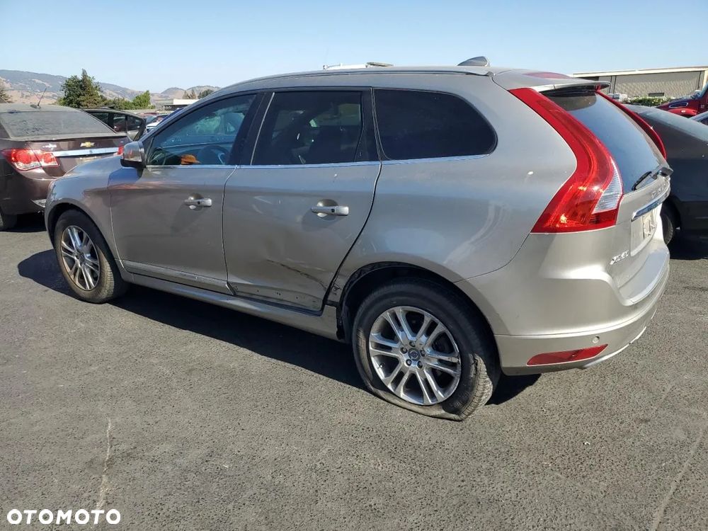 Volvo XC 60 - 3