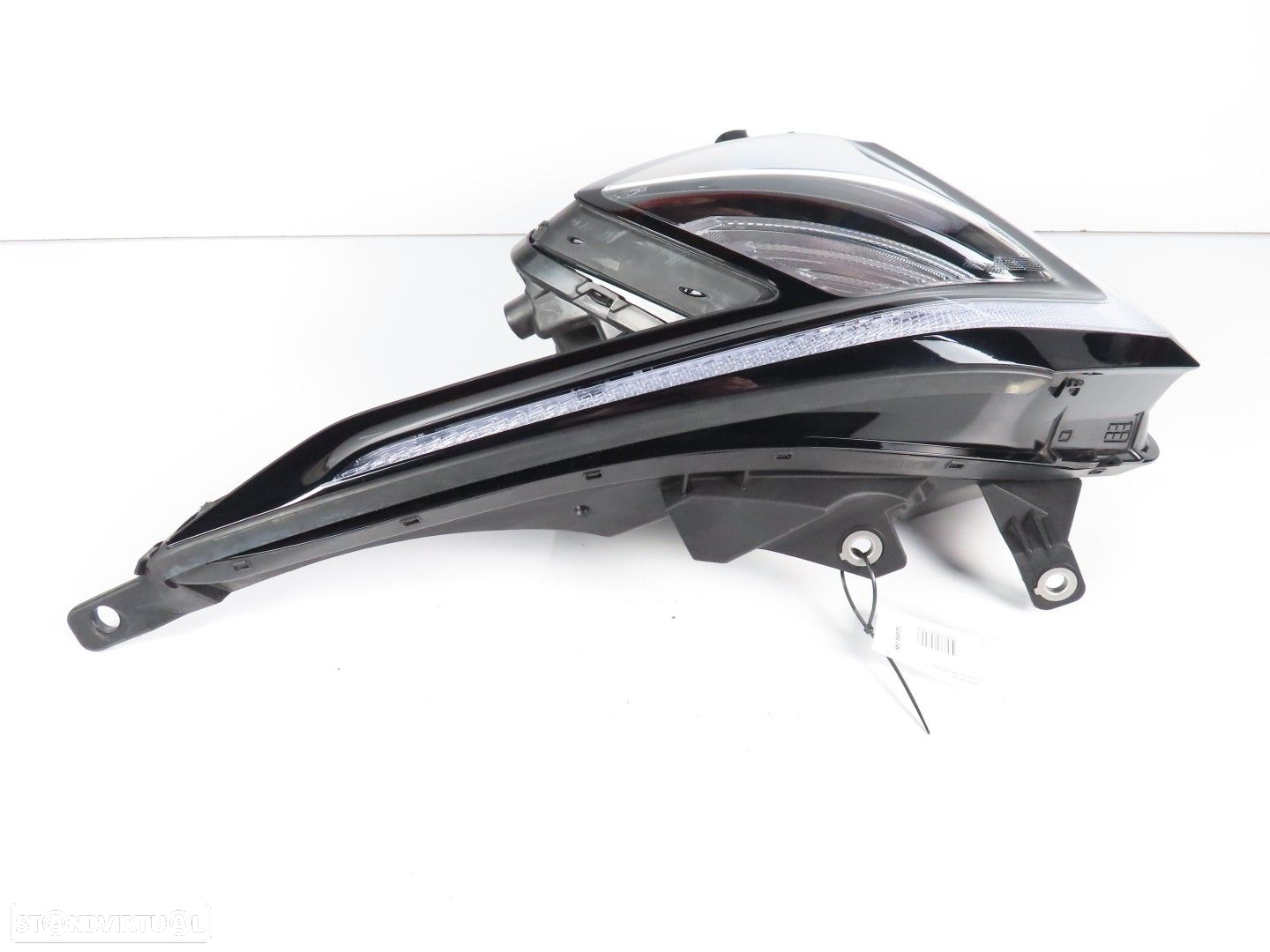 Farol Led Esquerdo Seminovo/ Original KIA SPORTAGE (QL, QLE) R292112010 / 92101R... - 2