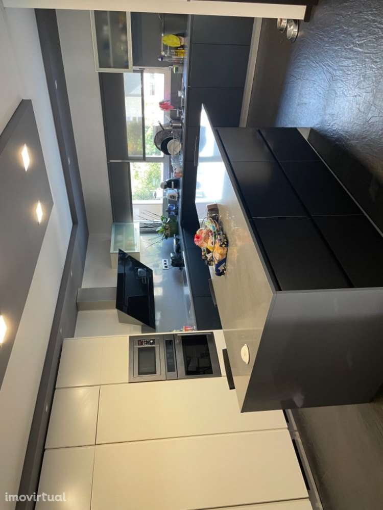 Arrendamento moradia de luxo com ótimos acabamentos, qualidade de vida - Grande imagem: 4/17