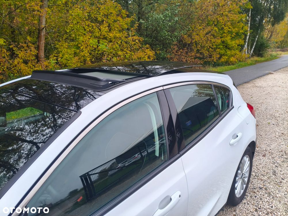 Ford Focus 1.5 EcoBlue Start-Stopp-System TITANIUM X - 24