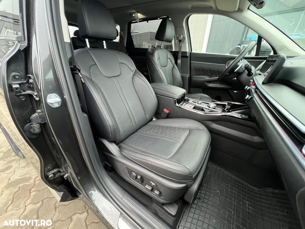 Kia Sorento 1.6 T-GDI HEV 6AT 4x4 5P Premium+ - 9