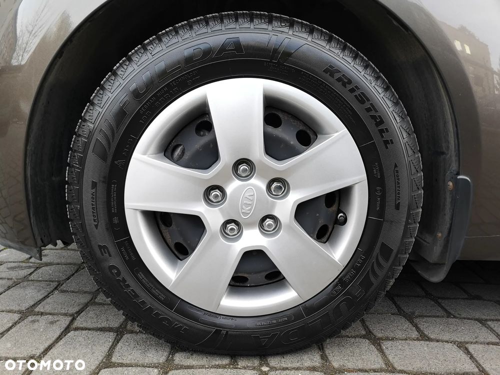 Kia Venga 1.4 Business Line - 32