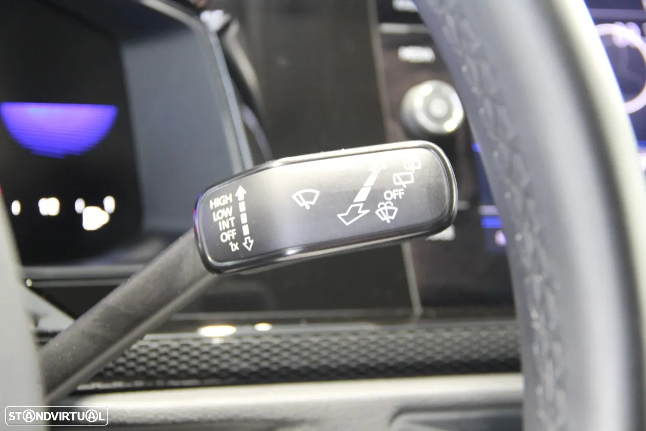 VW Taigo 1.0 TSI Urban - 14