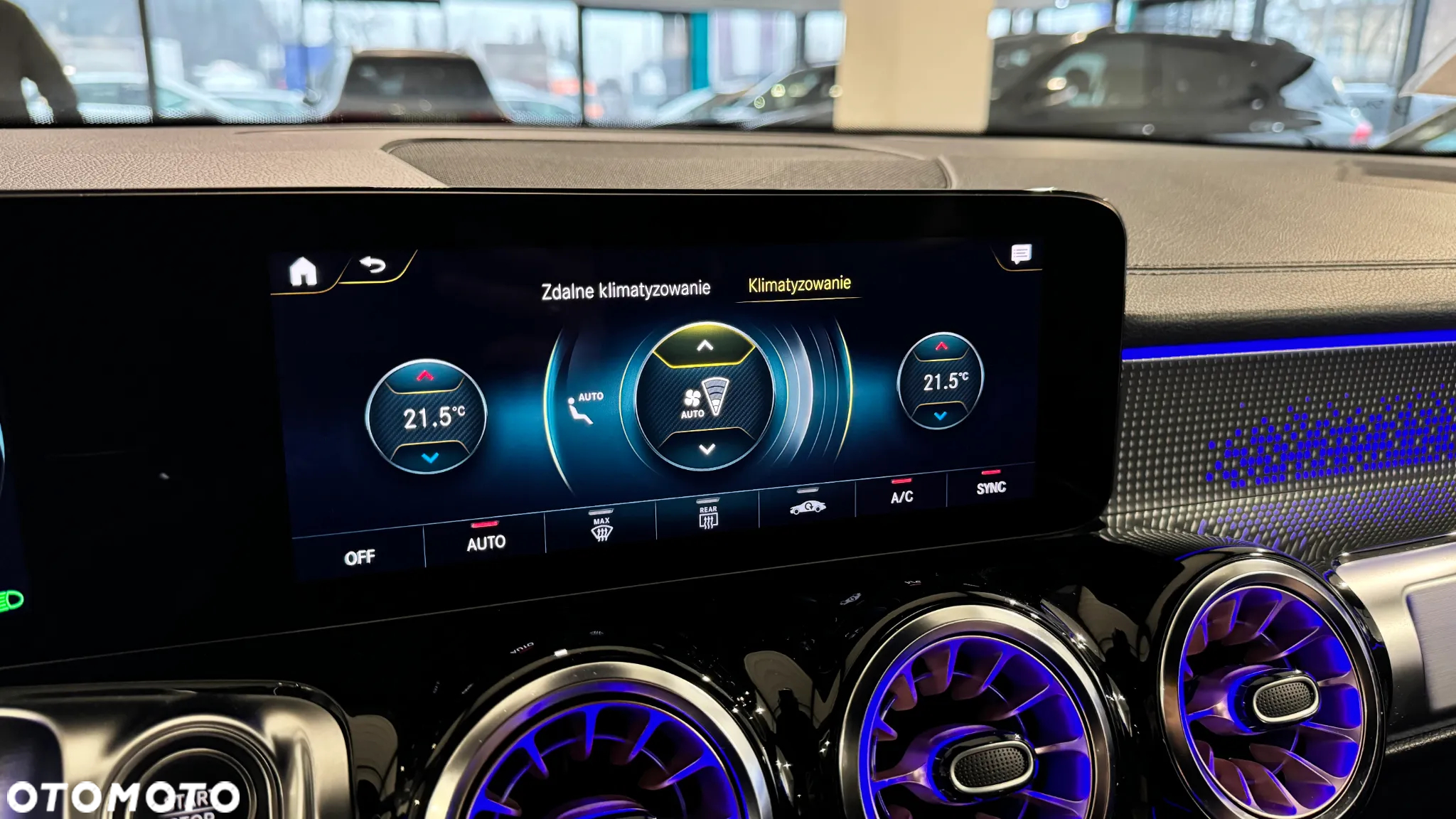Mercedes-Benz EQB 250 66.5kWh Electric Art - 17