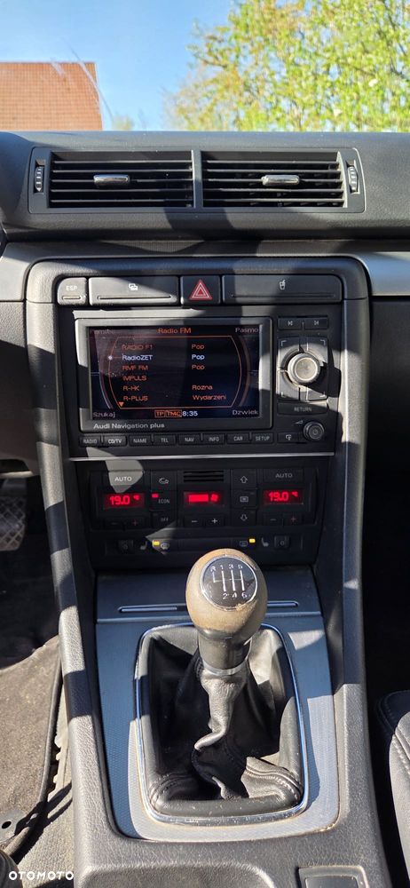 Audi A4 Avant 2.5 TDI Quattro - 9
