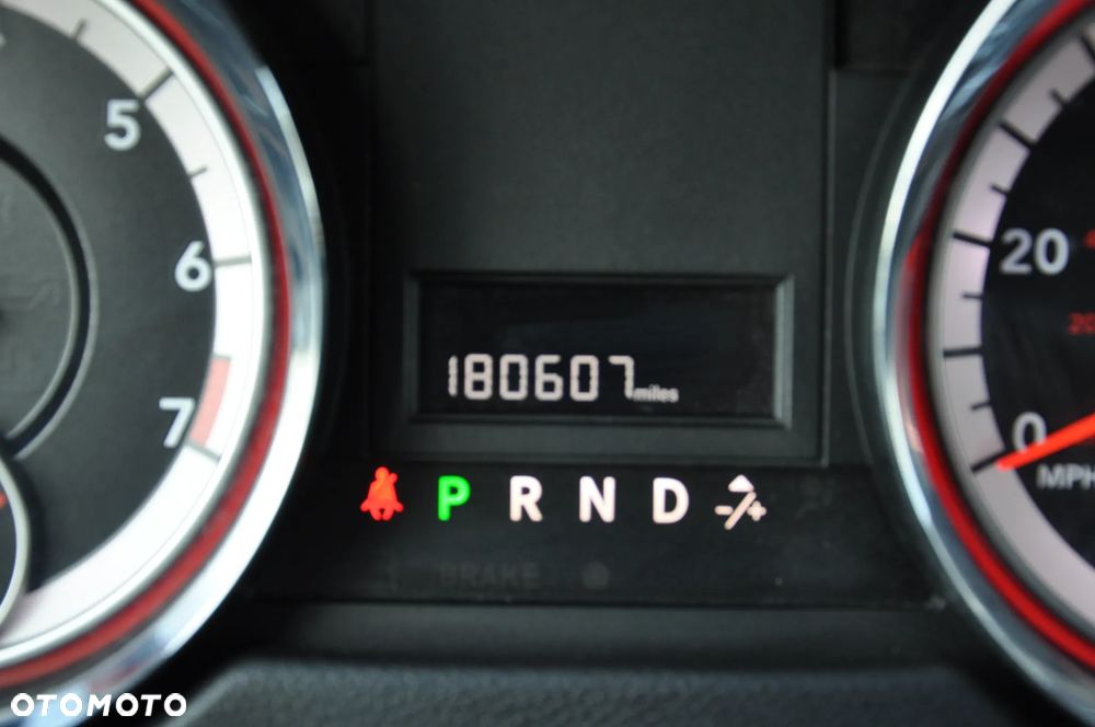 Dodge Grand Caravan 3.6 Express - 17