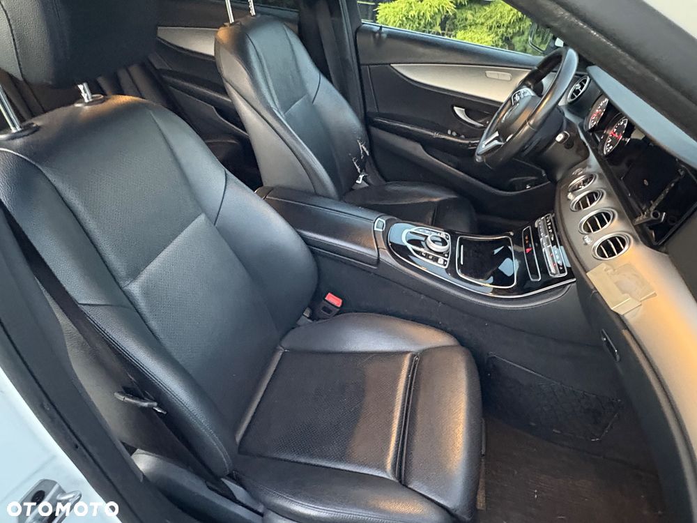 Mercedes-Benz Klasa E 220 d 9G-TRONIC Avantgarde - 26