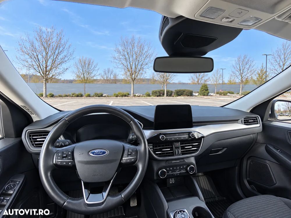 Ford Kuga 2022 photo 3
