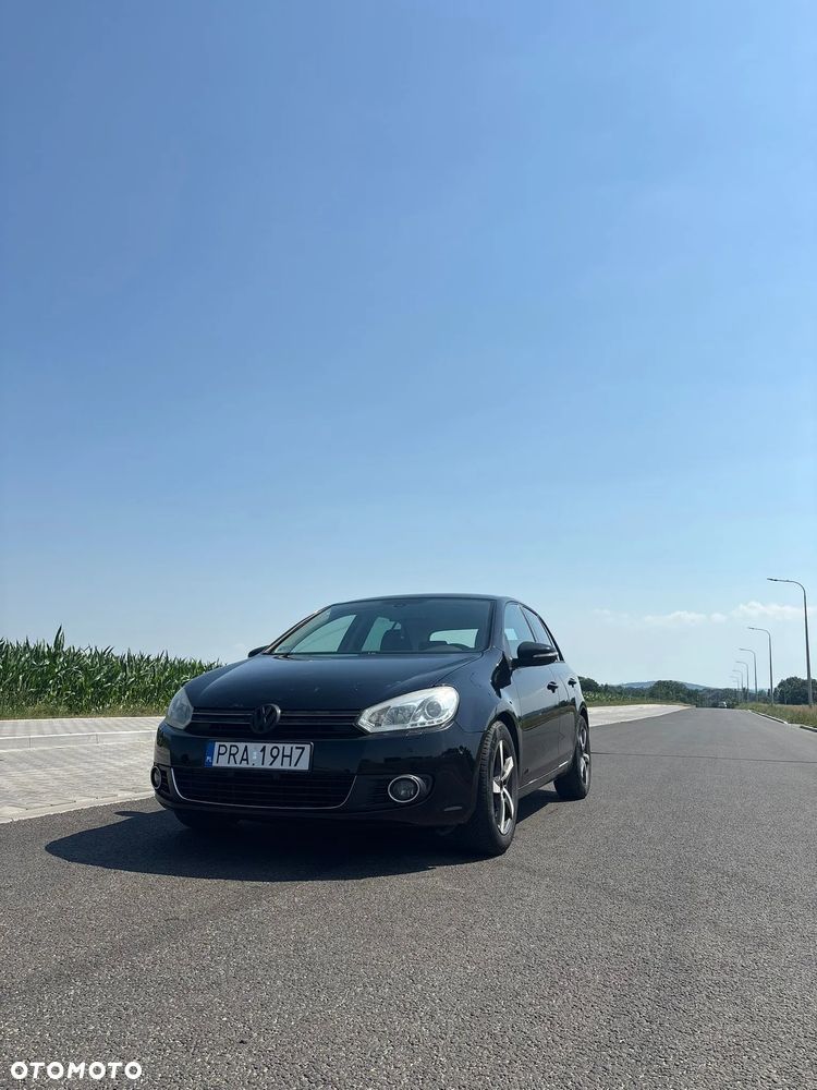 Volkswagen Golf 1.6 TDI Highline - 8