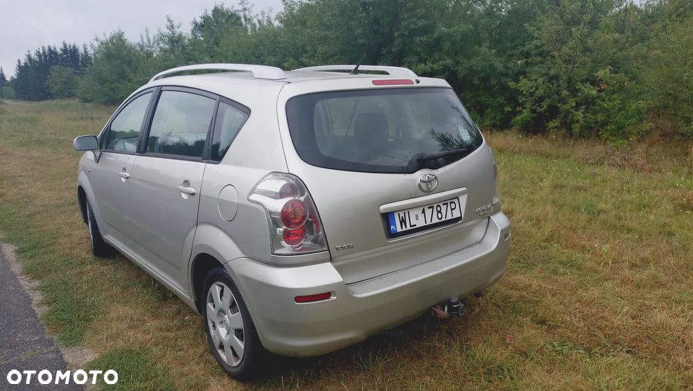 Toyota Corolla Verso 1.8 Premium + 7os MM - 10
