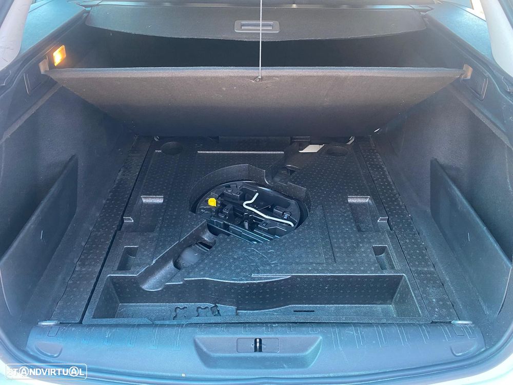 Peugeot 308 SW BlueHDi 100 Stop & Start Active - 16