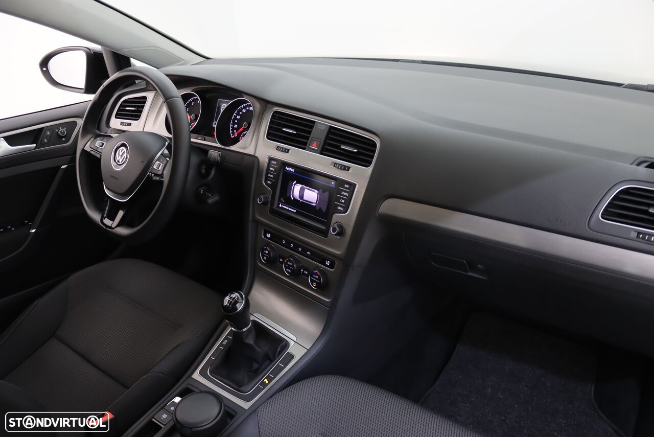 VW Golf 1.0 TSI Confortline - 5