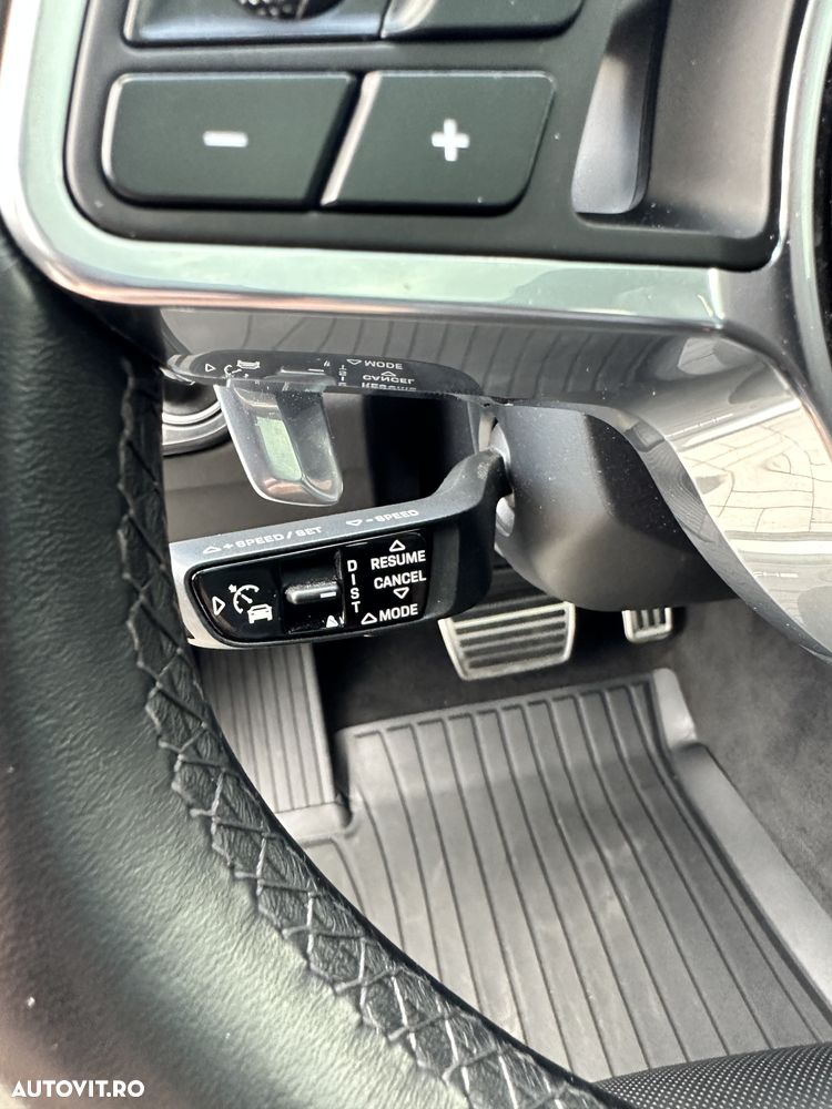 Porsche Cayenne Coupe - 6