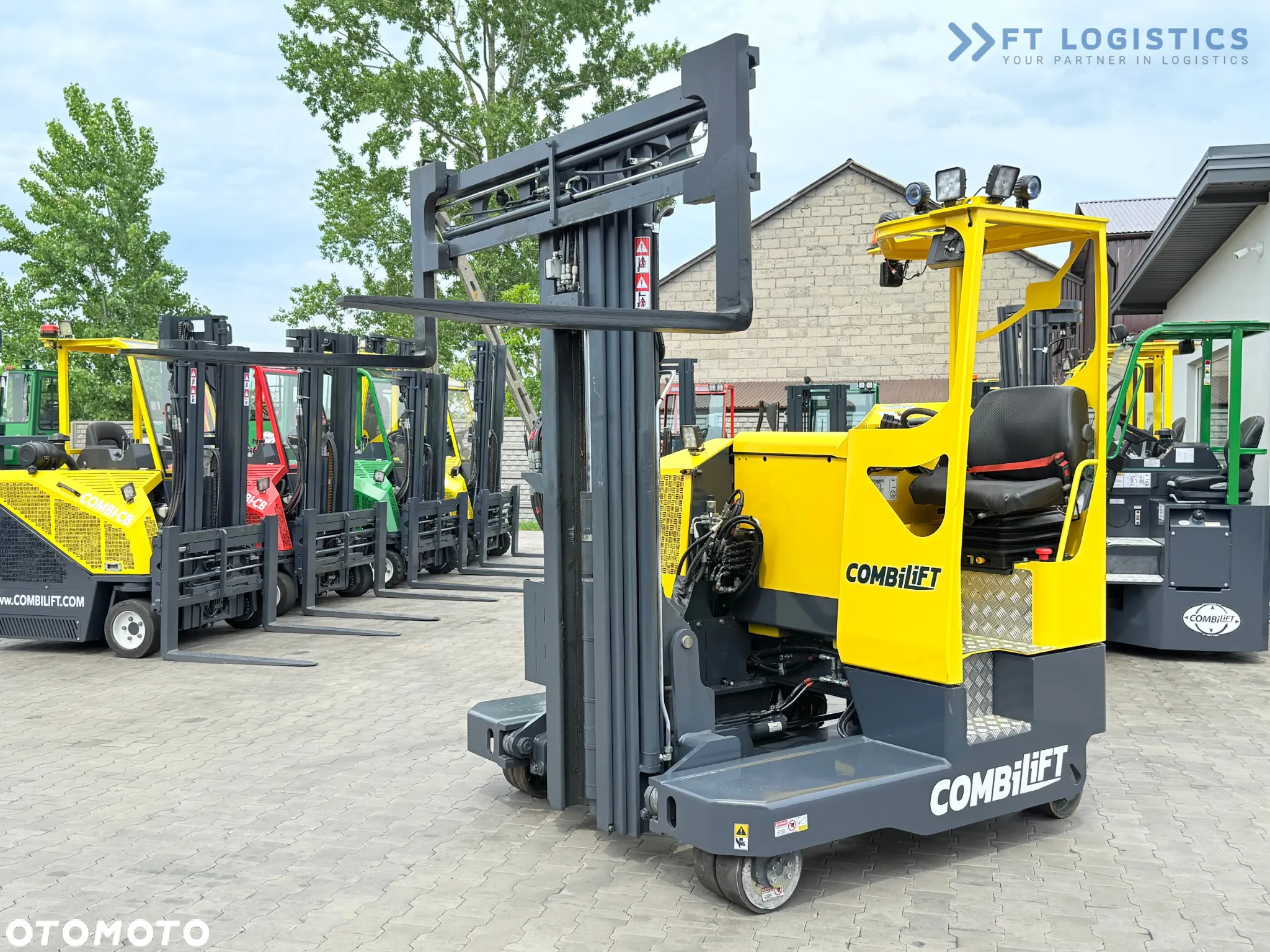 Combilift MR / ELEKTRYCZNY / TRIPLEX - 6000MM / WOLNY SKOK / SZEROKI POZYCJONER / PRZESUW WIDEŁ / JEDYNIE 1400MTH / JAK NOWY - 17