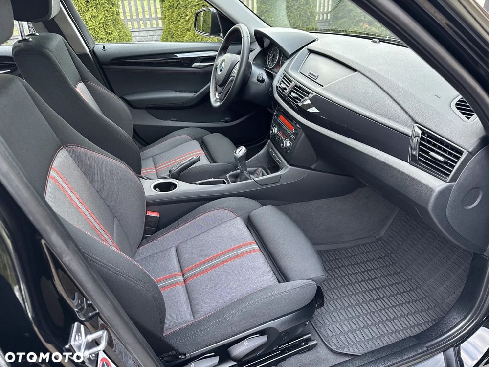 BMW X1 sDrive18d Sport Line - 8