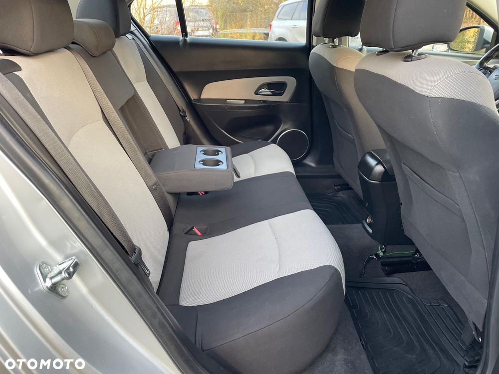 Chevrolet Cruze 2.0 D LTZ - 23