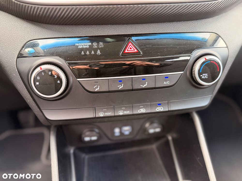 Hyundai Tucson 1.6 Turbo 2WD Navi - 20