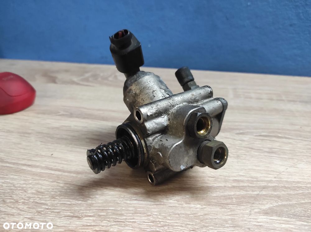 POMPA WYSOKIEGO CIŚNIENIA PALIWA 2.0 FSI 150 KM 06F127025D VW AUDI SEAT SKODA WYSYŁKA !!!! - 1